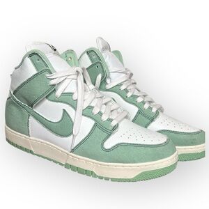 Nike Women's Dunk High 1985 'Enamel Green' Athletic Sneakers Size 13.5 has marks